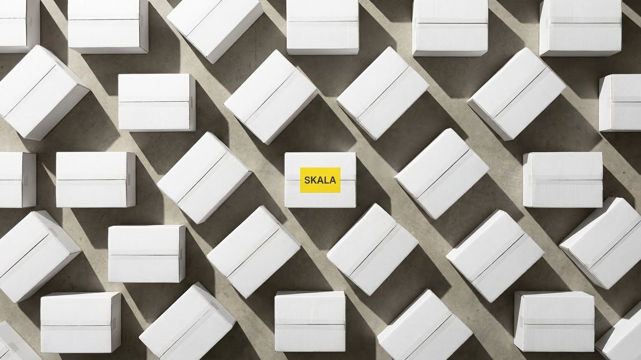 Masowe generowanie opisów (Bulk AI): Twoja prywatna "fabryka treści" 24/7